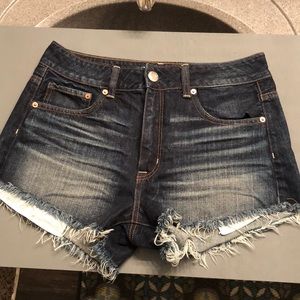 american eagle hi rise shorts